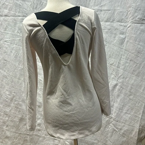 Dynamite - Picture 2 of 4